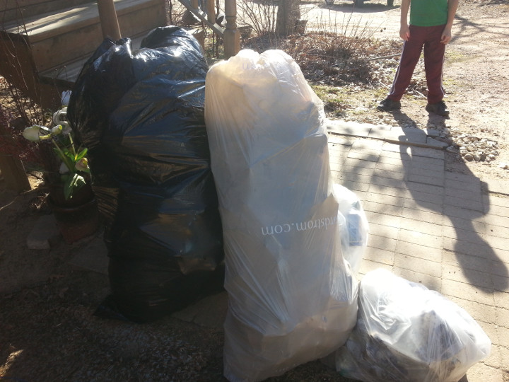 kidspickupgarbage Town of Alma in Jackson County Wisconsin